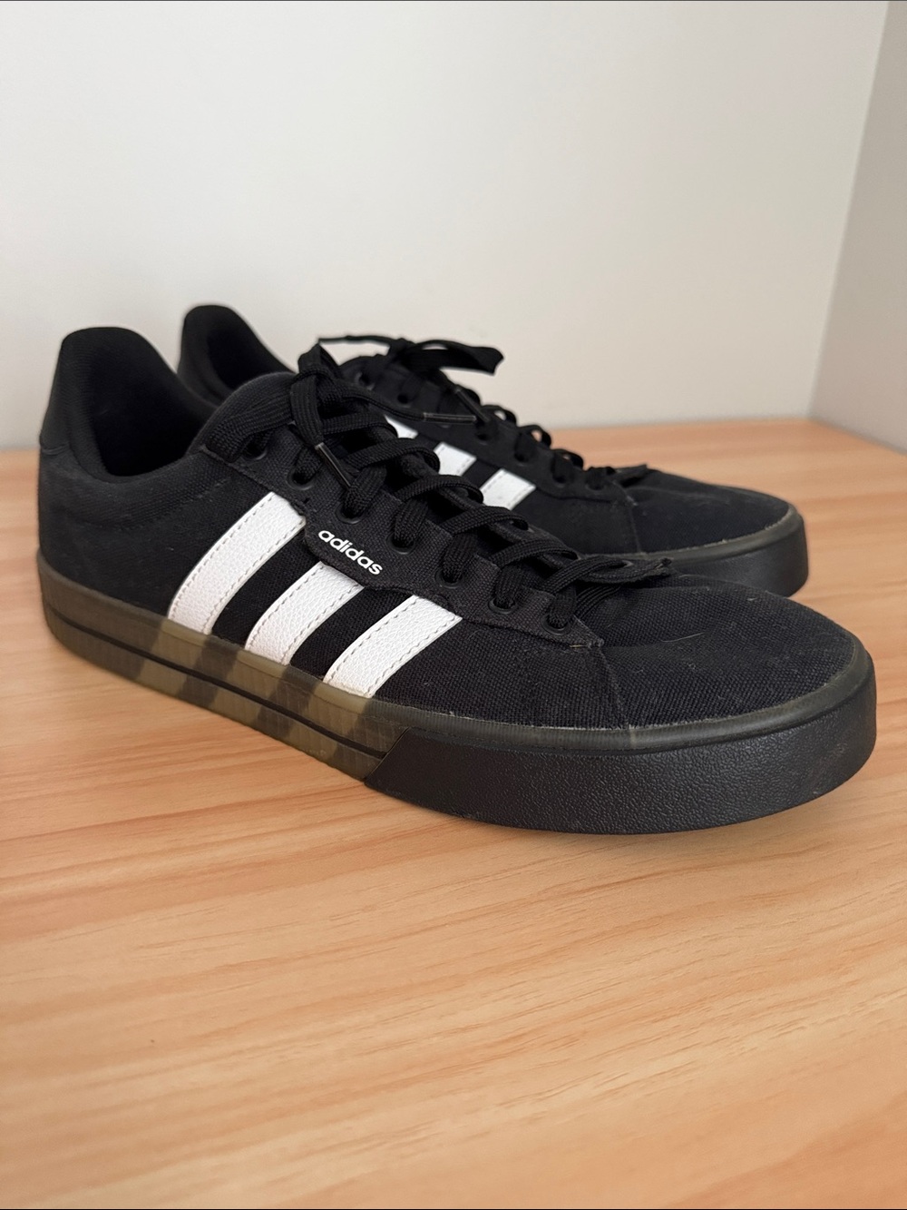 Adidas Men’s Black Daily 3.0 Casual Sneakers. Size 9.5